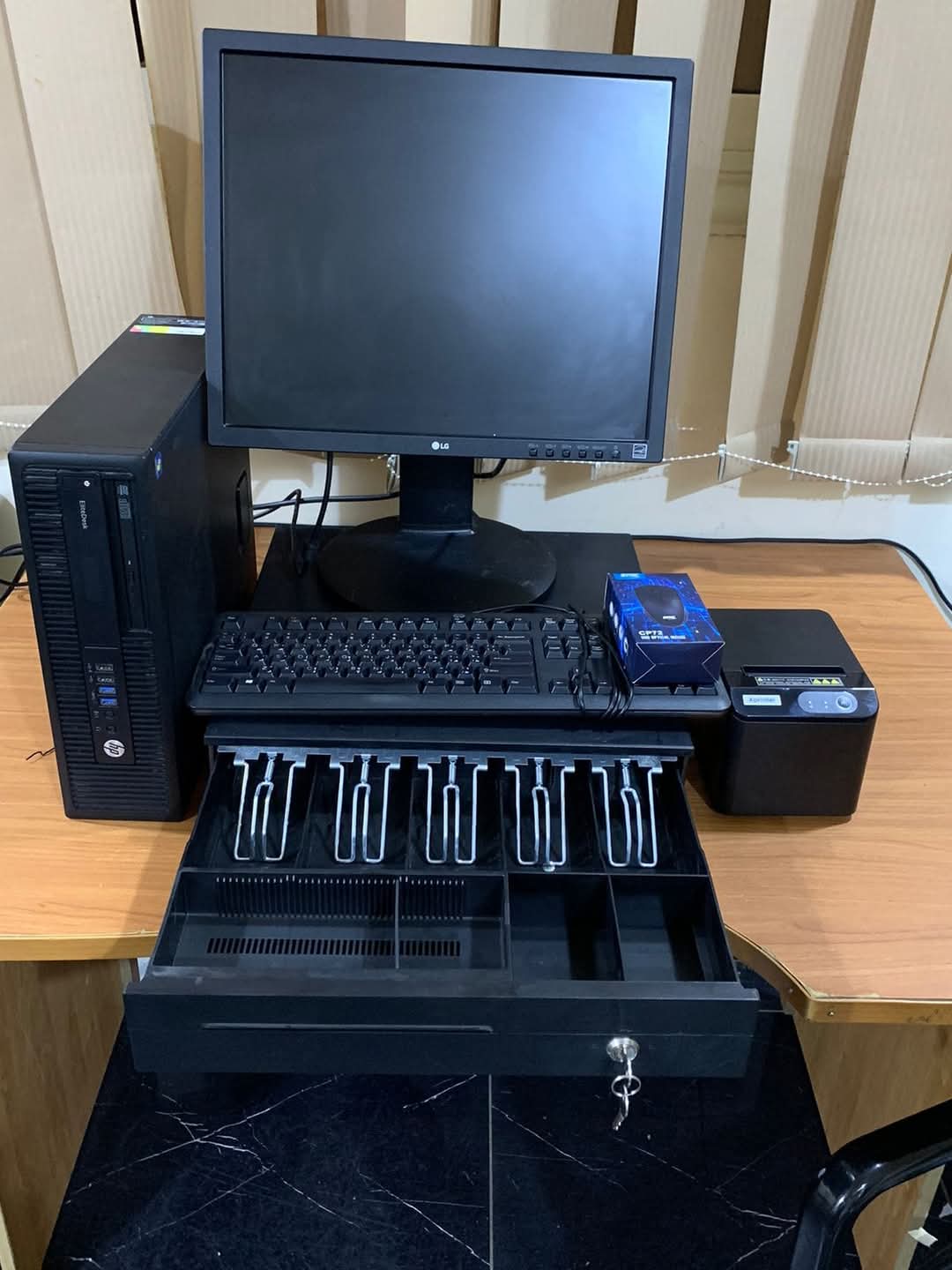 جهاز كاشير عادي للمطاعم والكافيهات